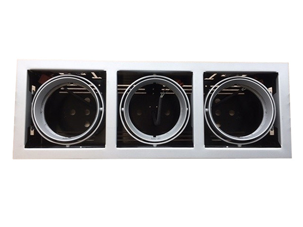 Inbouw halogeen armatuur cardanisch zilvergrijs 3x50W QR111