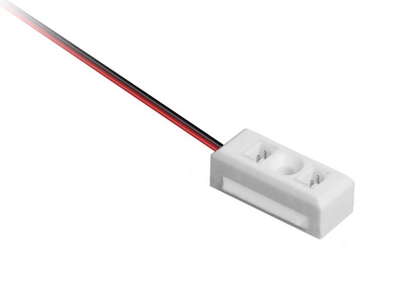 LED verdeler 2 uitgangen voor LED serieschakeling PowerLED's zoals 350mA, 700mA, 1050mA en 1200mA LED's met 1 doorverbindbrug, 4m snoer met miniplug
deze verdelers zijn niet geschikt voor 12V LED's, niet gebruikte uitgangen voorzien van doorverbindingsbrug